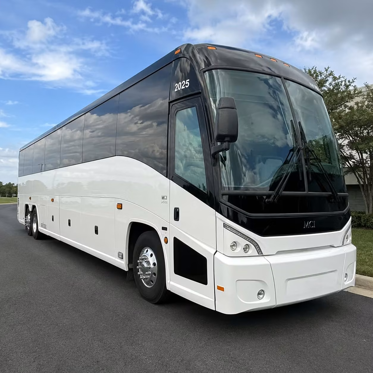 charter bus rentals for arizona cardinals games at state farm stadium