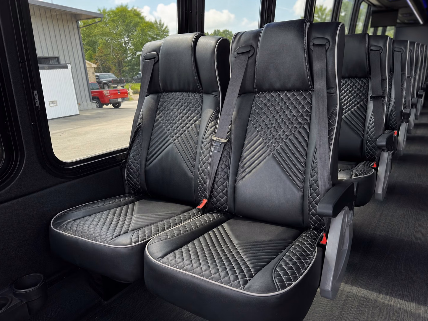 long distance charter bus rentals from peoria to sedona flagstaff and northern arizona